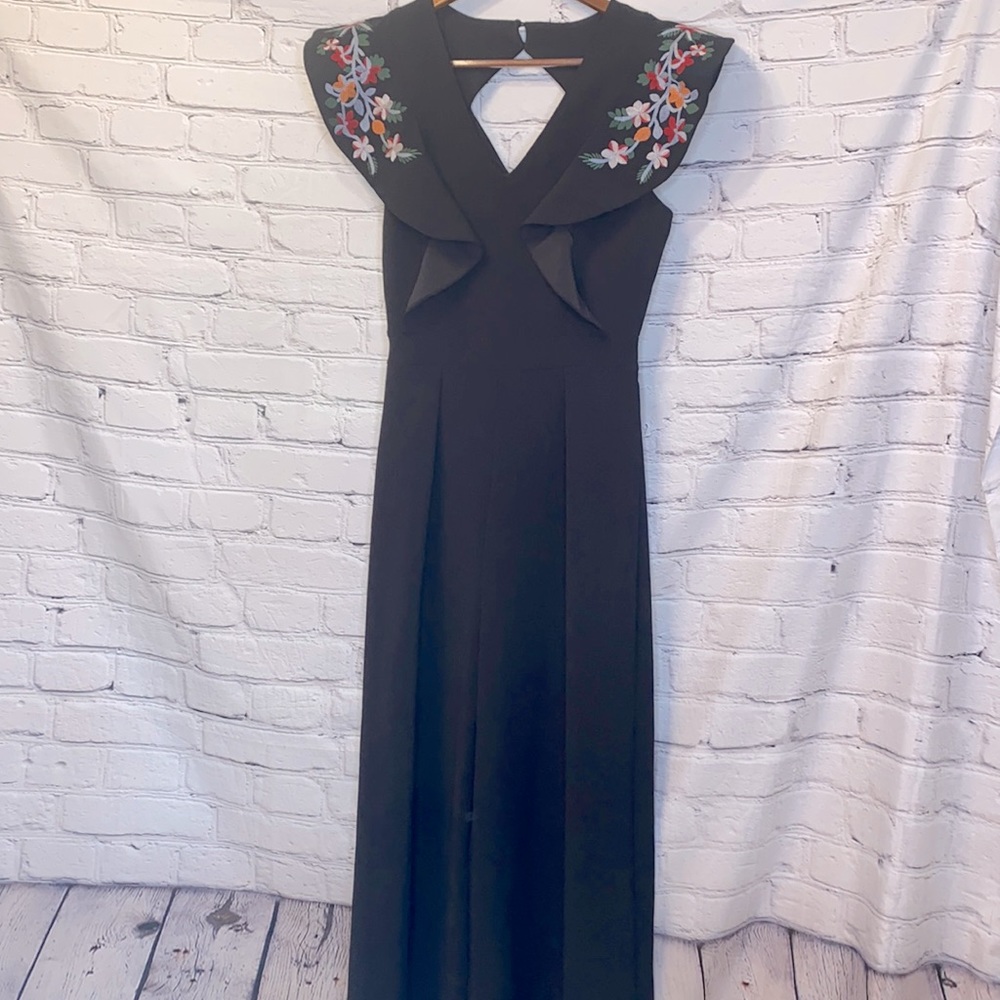 Sugar + Lips Black Floral Embroidered Ruffle Sleeve Jumpsuit Size X-Small